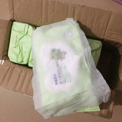 دستمال مرطوب مرطوب مخصوص پوست حساس کودک به سبک کارتونی بسته بندی سفارشی 1 تا 100 عدد