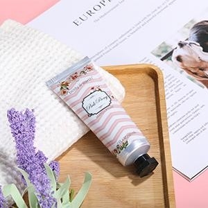 ست کادویی ژل دوش با روغن بدن باتر دست کرم ژل ماساژ روغن حمام ژل دوش OEM